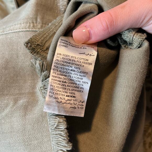 Chico’s Sage Green Utility Jacket Twill Embroidered Floral Women's Size 2 LG New - Picture 5 of 7